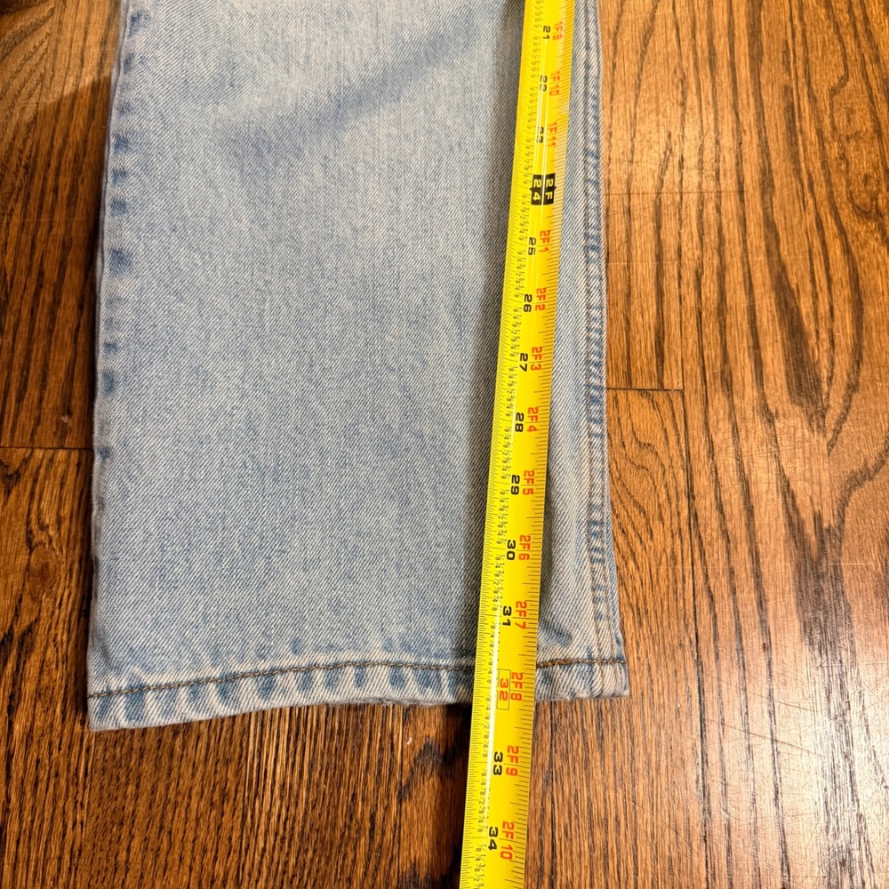 Vintage Levi's 550 Relaxed Fit Tapered Leg Jeans 33x34 Light Wash Blue‎ Denim - Picture 10 of 13